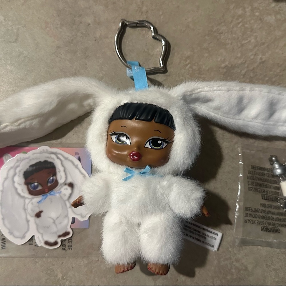 BRATZIEZ Doll Keychain